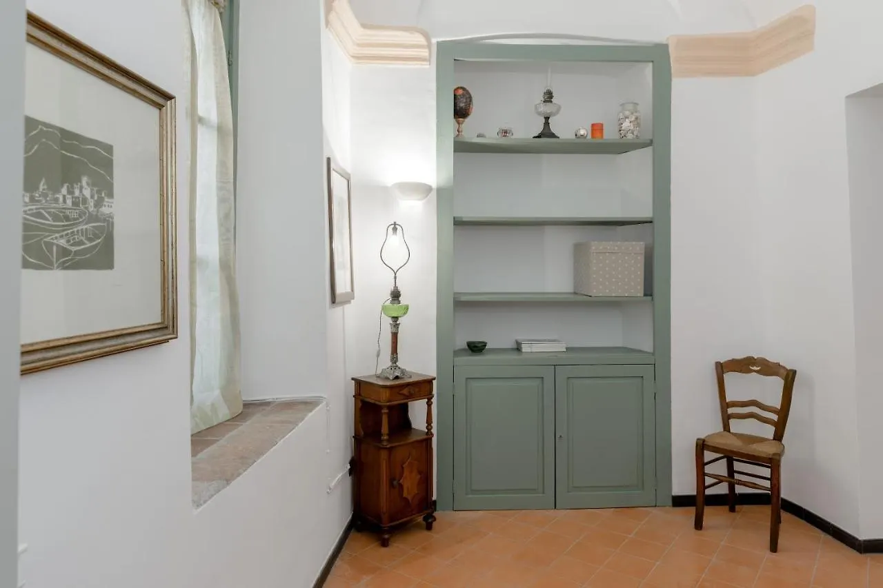 145 - Casa Del Capitano Centro Imperia,300Metri Dal Mare Apartment 0*, Imperia Italy