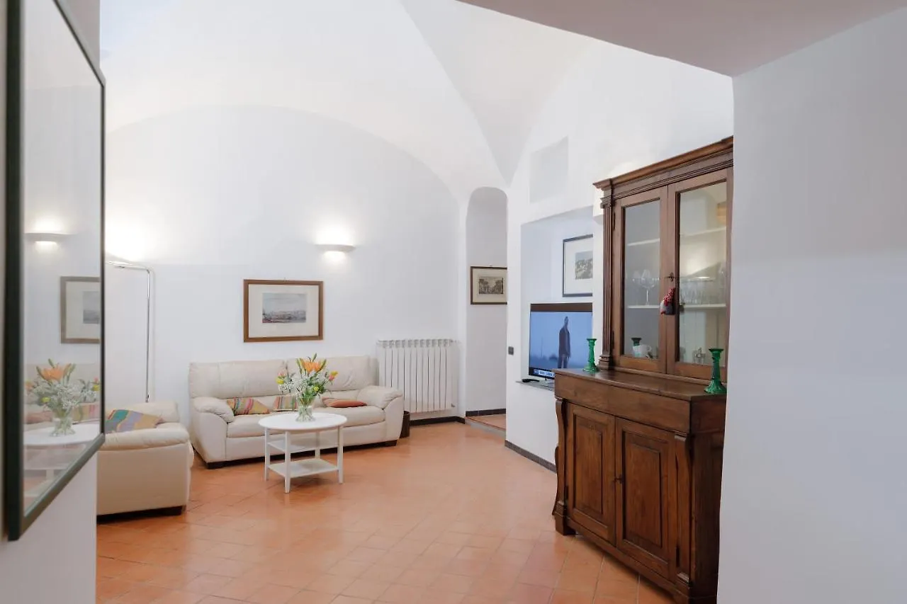 145 - Casa Del Capitano Centro Imperia,300Metri Dal Mare Apartment  Imperia